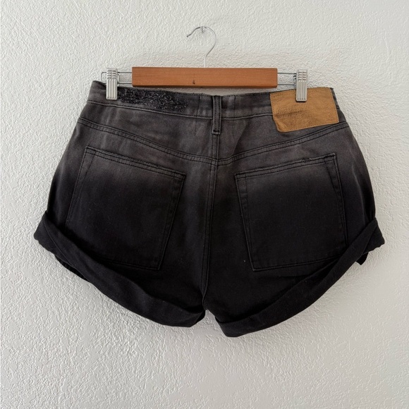 One TeaSpoon FADE OUT SMITHS TAILORED LOW WAIST DENIM SHORT Size 26 Cotton - Picture 6 of 13